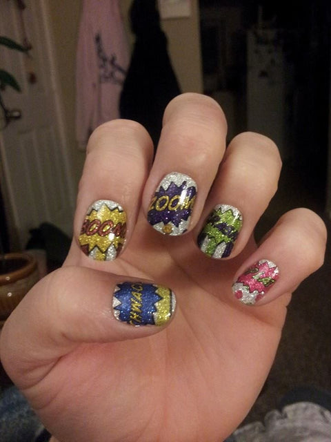 Comic Book ✦ Nail Wrap ✦ 14-tip Set