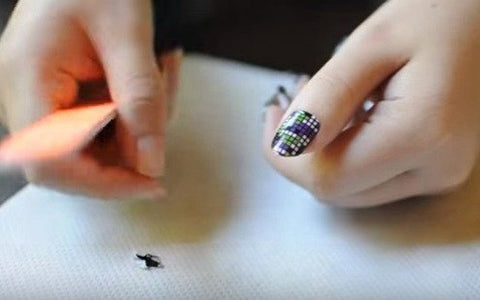 How to apply the "Nerd Manicure" nail wraps! - Espionage Cosmetics