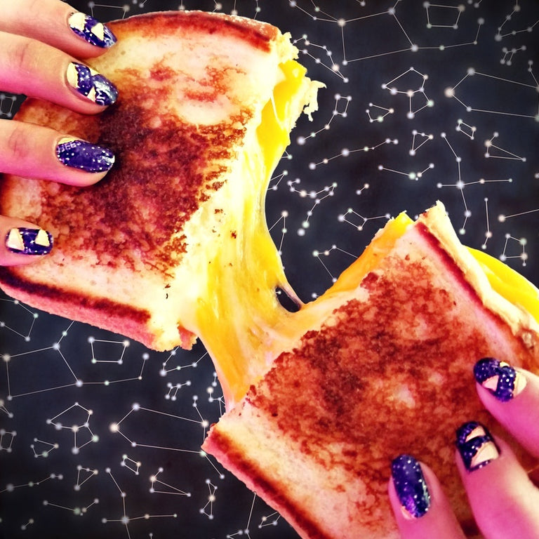 Grilled Cheese Dipper || Nail Wrap || 22-tip Set