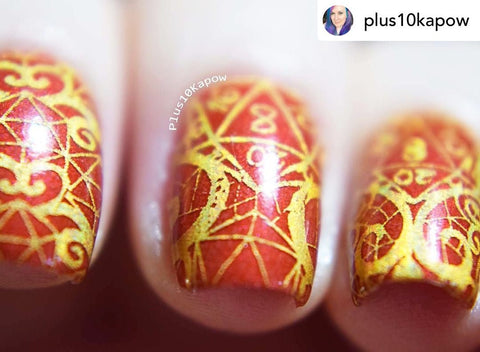 D20 Lace GOLD ✦ Nail Wrap ✦ 22 - tip Set - Espionage CosmeticsEspionage CosmeticsD20 Lace GOLD ✦ Nail Wrap ✦ 22 - tip Set