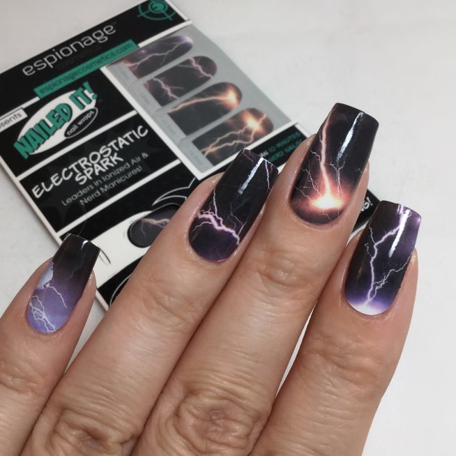 Electrostatic Spark ✦ Nail Wrap ✦ 22 - tip Set - Espionage CosmeticsEspionage CosmeticsElectrostatic Spark ✦ Nail Wrap ✦ 22 - tip Set