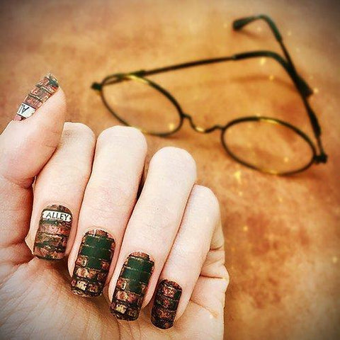 Hit the Bricks ✦ Nail Wrap ✦ 22 - tip Set - Espionage CosmeticsEspionage CosmeticsHit the Bricks ✦ Nail Wrap ✦ 22 - tip Set