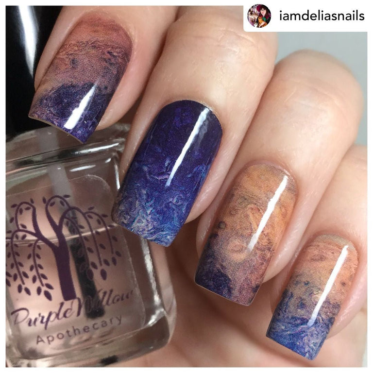 Storms of Jupiter ✦ Nail Wrap ✦ 22 - tip Set - Espionage CosmeticsEspionage CosmeticsStorms of Jupiter ✦ Nail Wrap ✦ 22 - tip Set