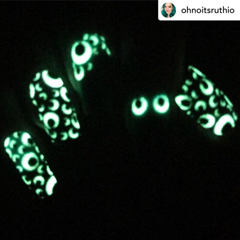 VANDALEYES: Gradient ✦ LICENSED Nail Wrap ✦ 22-tip Set - Espionage Cosmetics