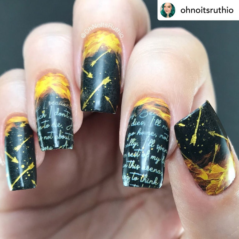 Girl on Fire || Nail Wrap || 22-tip Set