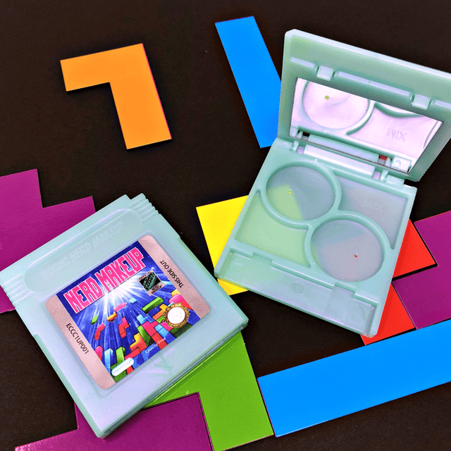 Nerd Makeup Kombat ✦ Cartridge Compact ✦ Black Glitter