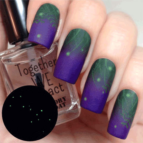 Fireflies ✦ Nail Wrap ✦ 14-tip Set